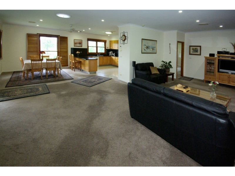 310 Crossmaglen Rd, Bonville NSW 2441