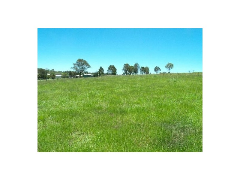 27 Mulgi Drive, South Grafton NSW 2460