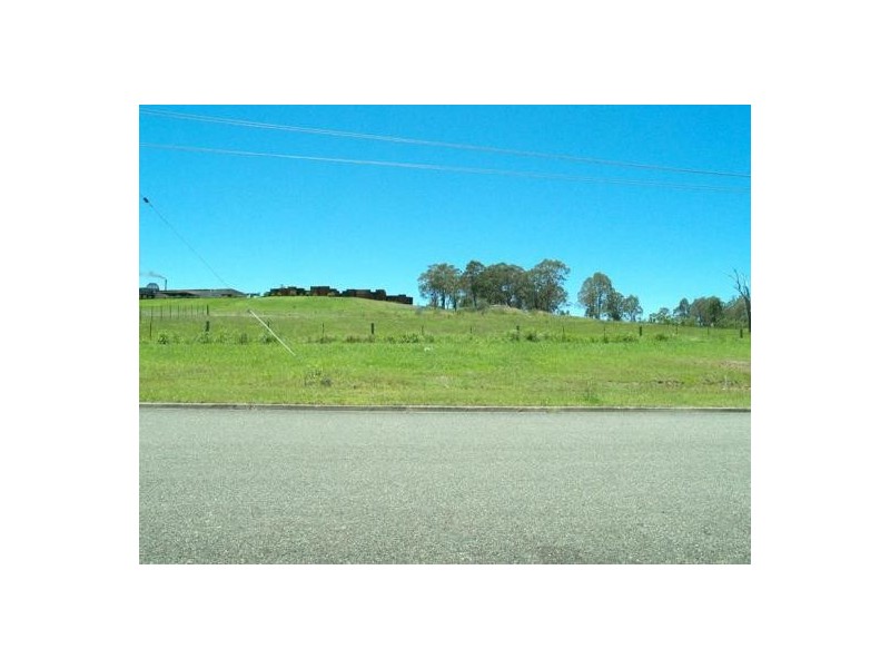 27 Mulgi Drive, South Grafton NSW 2460