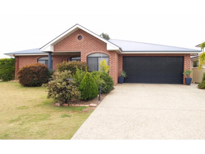 15-25 North Meadow Drive, Grafton NSW 2460