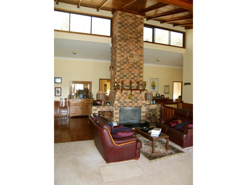 2324 Armidale Road, Blaxlands Creek NSW 2460