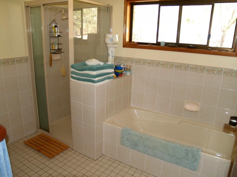 2324 Armidale Road, Blaxlands Creek NSW 2460