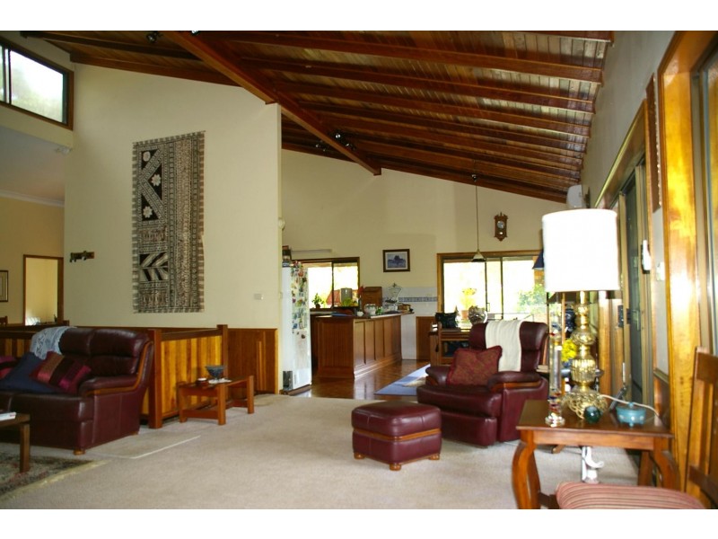 2324 Armidale Road, Blaxlands Creek NSW 2460