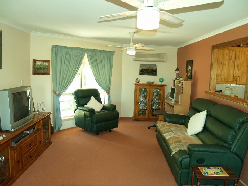 8 Whiting Drive, Seelands NSW 2460