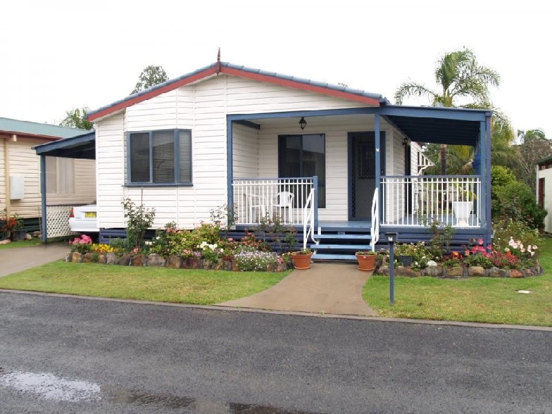 7 Bangalow Crescent, Gateway Village, Grafton NSW 2460