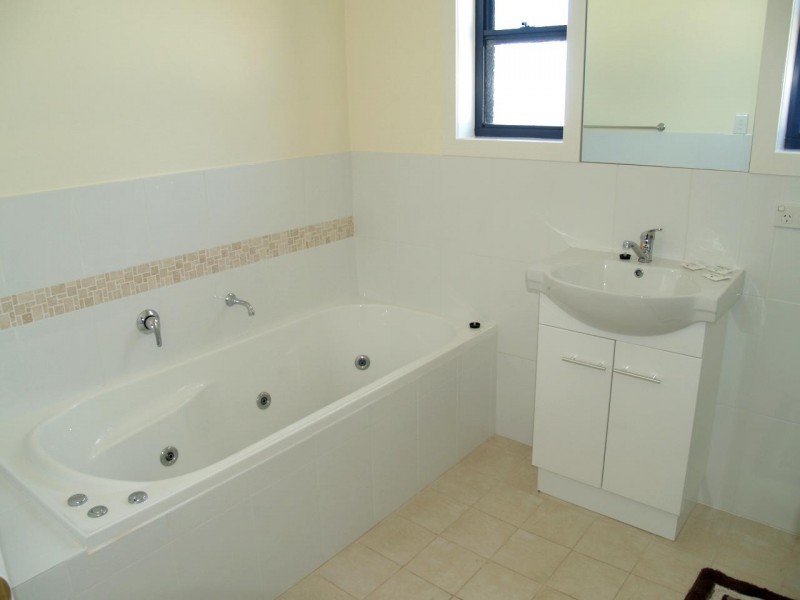 Villa 8 Seelands Ski Lodge, Seelands NSW 2460