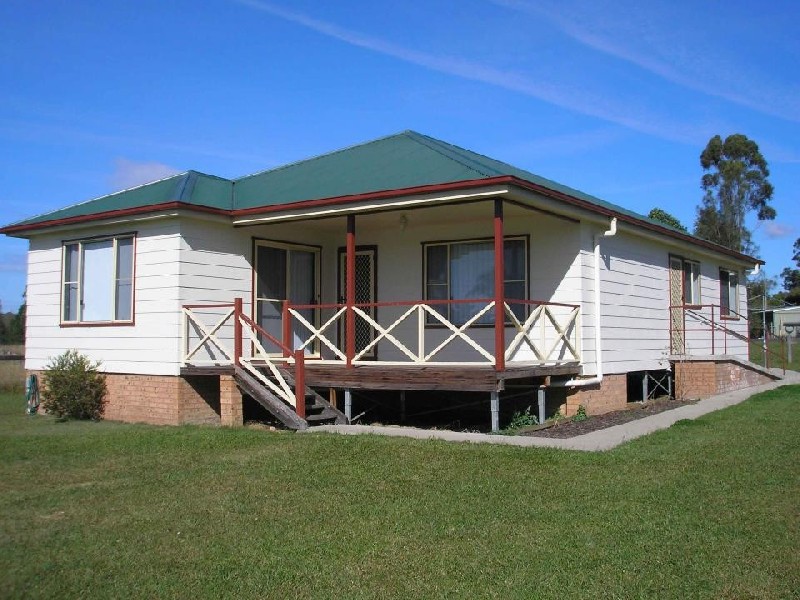 10 Blackswan Drive, Coutts Crossing NSW 2460