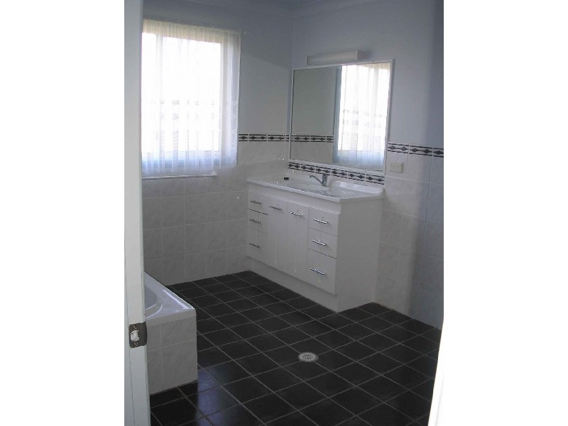 10 Blackswan Drive, Coutts Crossing NSW 2460