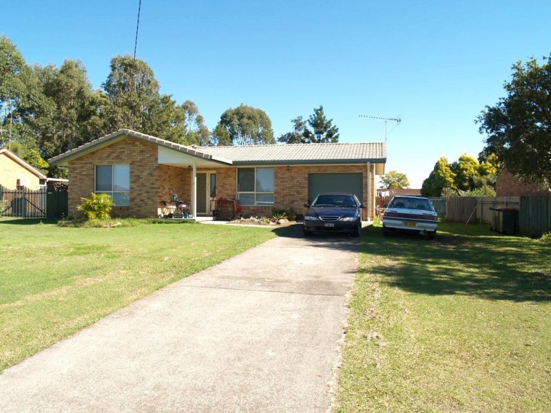 17 Lakkari Street, Coutts Crossing NSW 2460