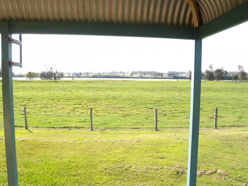 1897  Pacific Highway, Cowper NSW 2460