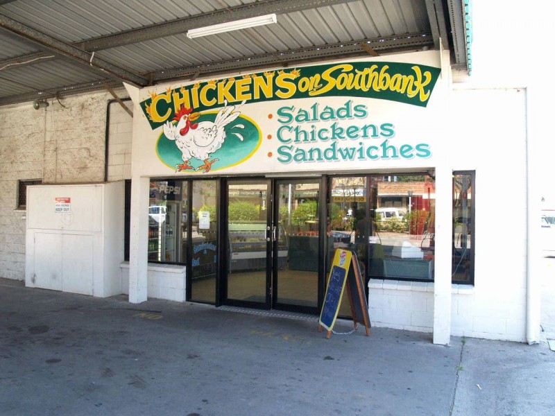 “Chickens on Southbank” Shop 1, 26 Skinner Street, South Grafton NSW 2460