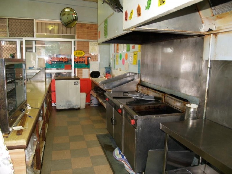 Shop 2 Good Intent Shopping Centre, South Grafton NSW 2460