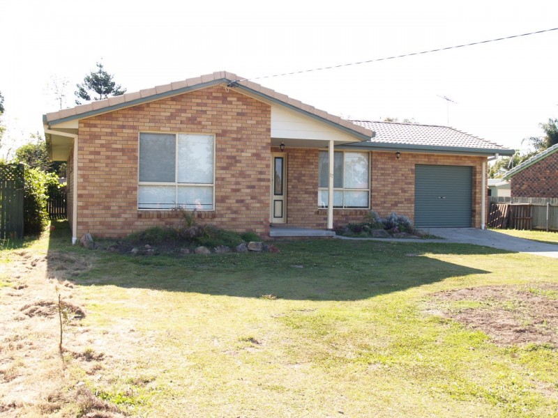 17 Lakkari Street, Coutts Crossing NSW 2460