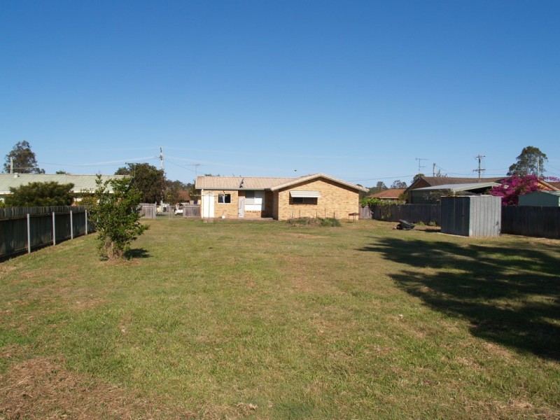 17 Lakkari Street, Coutts Crossing NSW 2460