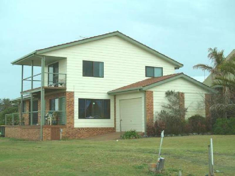 29 Grevillia Parade, Minnie Water NSW 2462