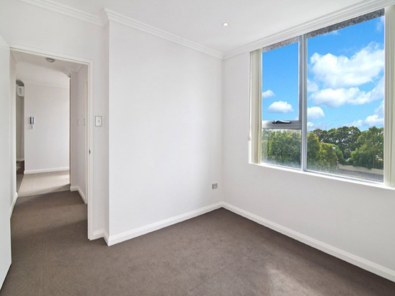 82/108 James Ruse Drive, Rosehill NSW 2142