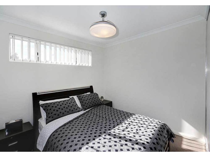 10/21 Wroxton Street, Midland WA 6056