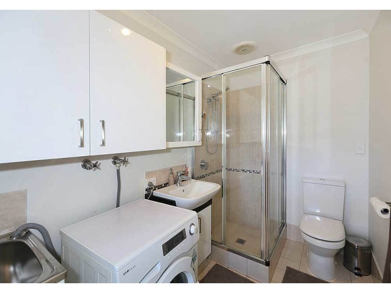 10/21 Wroxton Street, Midland WA 6056