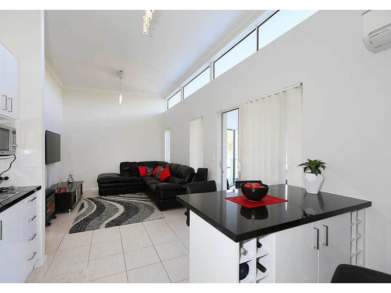 21 Wroxton Street, Midland WA 6056
