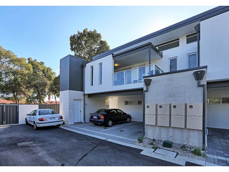 21 Wroxton Street, Midland WA 6056