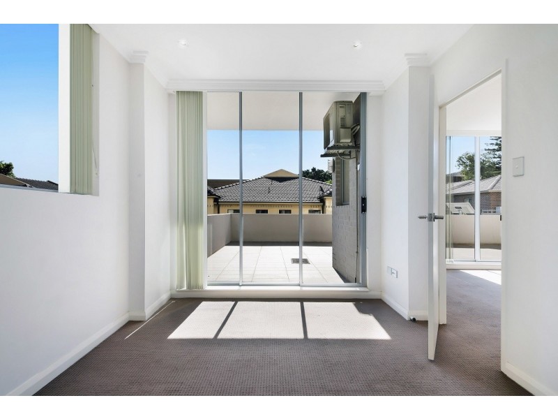 60/108 James Ruse Drive, Rosehill NSW 2142