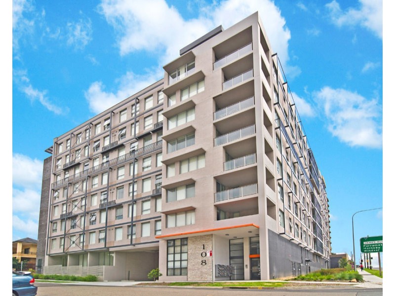 10/108 James Ruse Drive, Rosehill NSW 2142