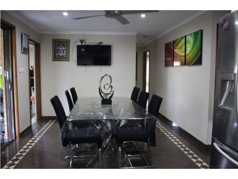 1/8 Thesiger Road, Bonnyrigg NSW 2177