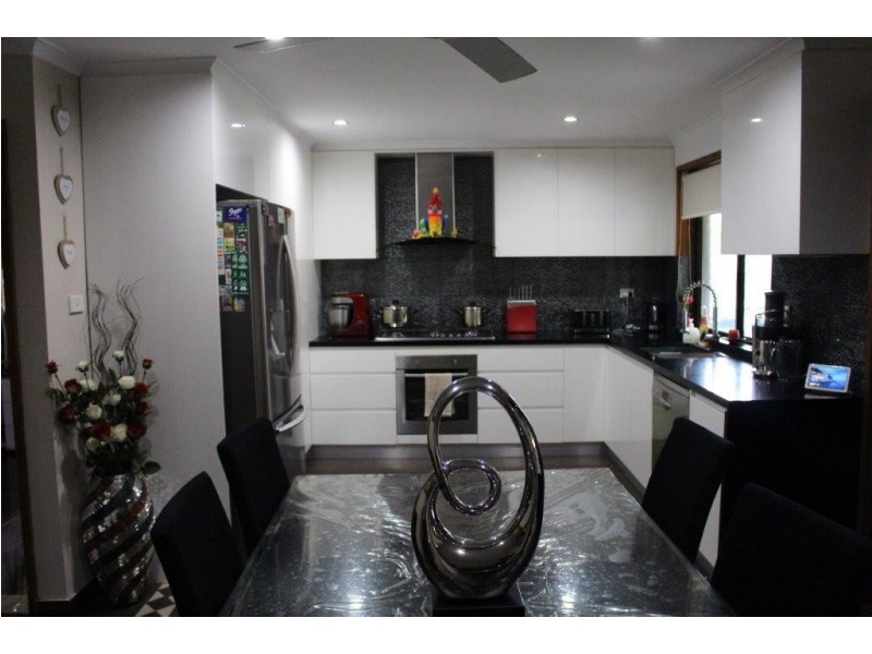 1/8 Thesiger Road, Bonnyrigg NSW 2177