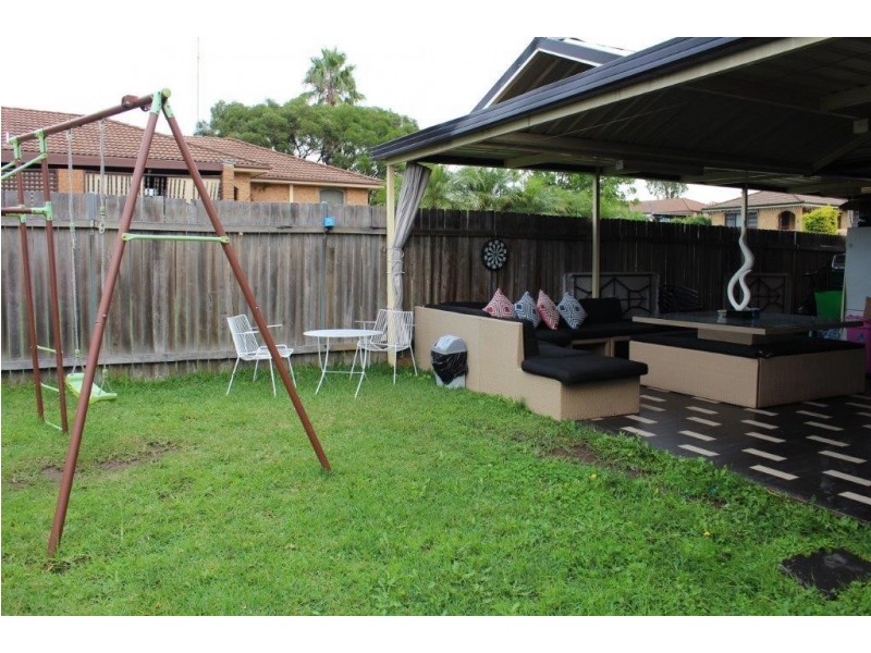 1/8 Thesiger Road, Bonnyrigg NSW 2177