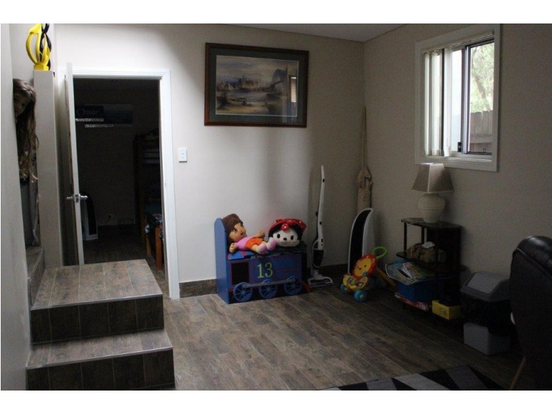 1/8 Thesiger Road, Bonnyrigg NSW 2177