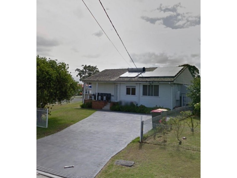 33 Welwyn Road, Canley Heights NSW 2166