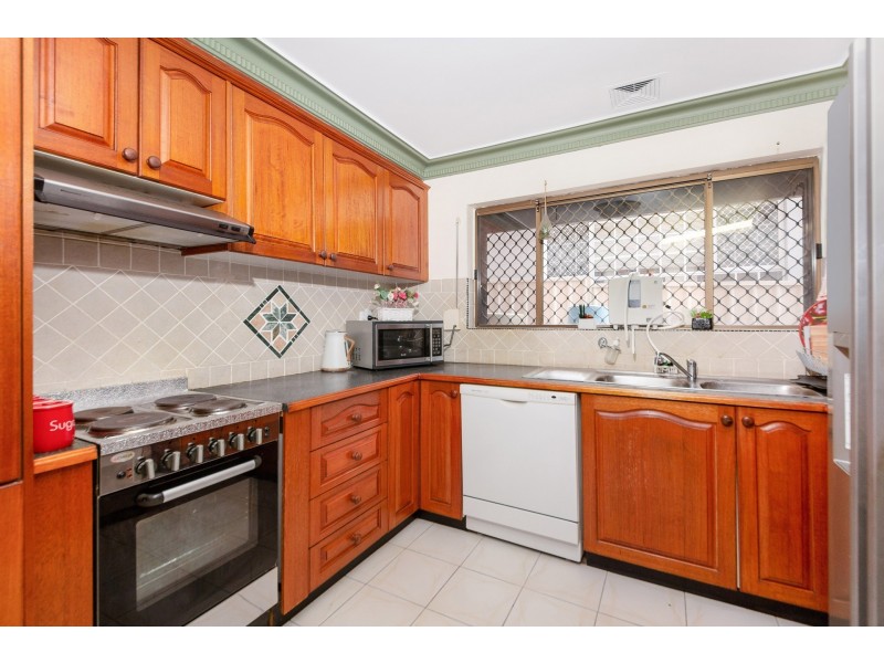 8A Tolmer Street, Bossley Park NSW 2176