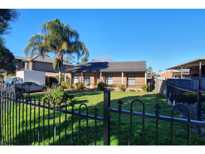 12 Keeden Place, Bonnyrigg NSW 2177
