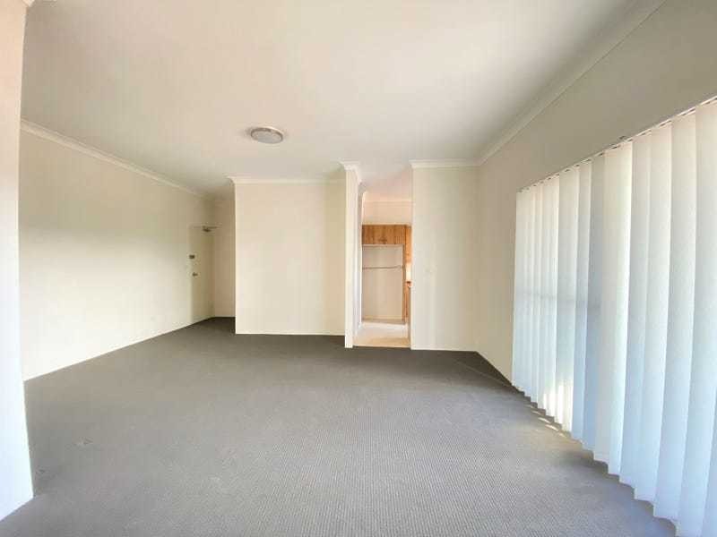 2/185 Hawkesbury Road, Westmead NSW 2145