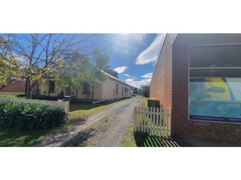 27 Oaks Street, Thirlmere NSW 2572