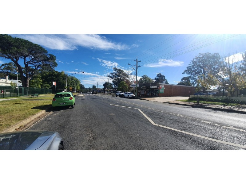 27 Oaks Street, Thirlmere NSW 2572