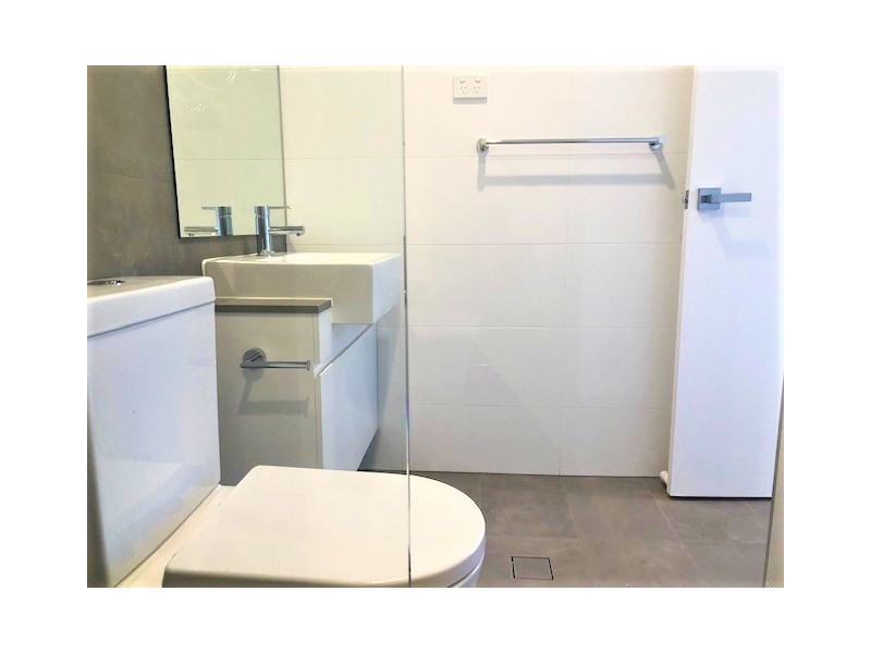 202/114 Northcote Road, Greenacre NSW 2190