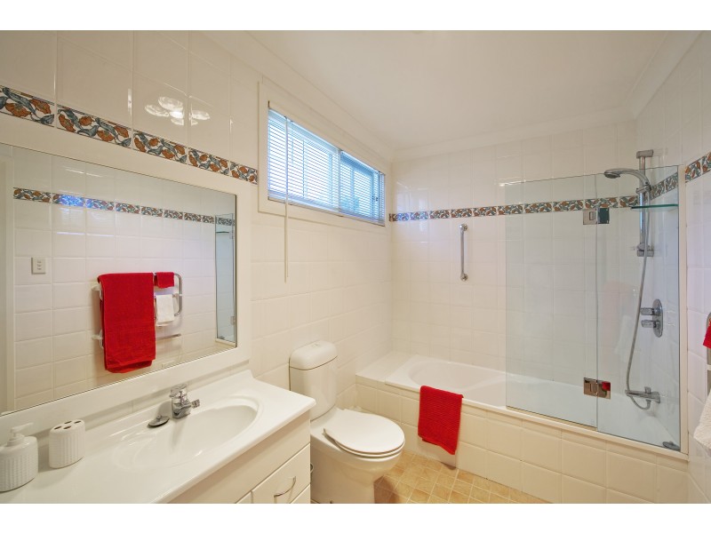 8a Murray Road, Cheltenham NSW 2119