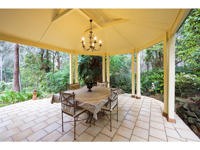 8 Kenwick Lane, Beecroft NSW 2119