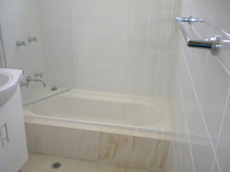 2/11 Lumley Street, Granville NSW 2142