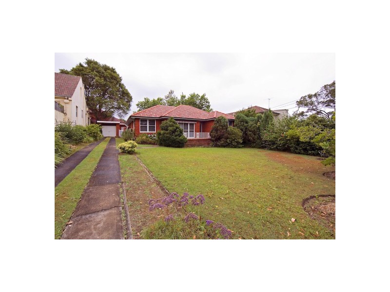 18 Sutherland Road, Cheltenham NSW 2119