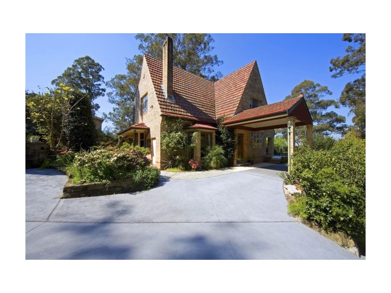 ‘Jesmond Dene’: Jesmond Crescent, Beecroft NSW 2119