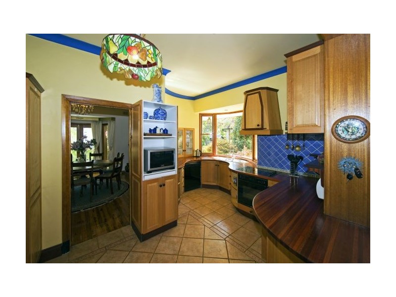 ‘Jesmond Dene’: Jesmond Crescent, Beecroft NSW 2119