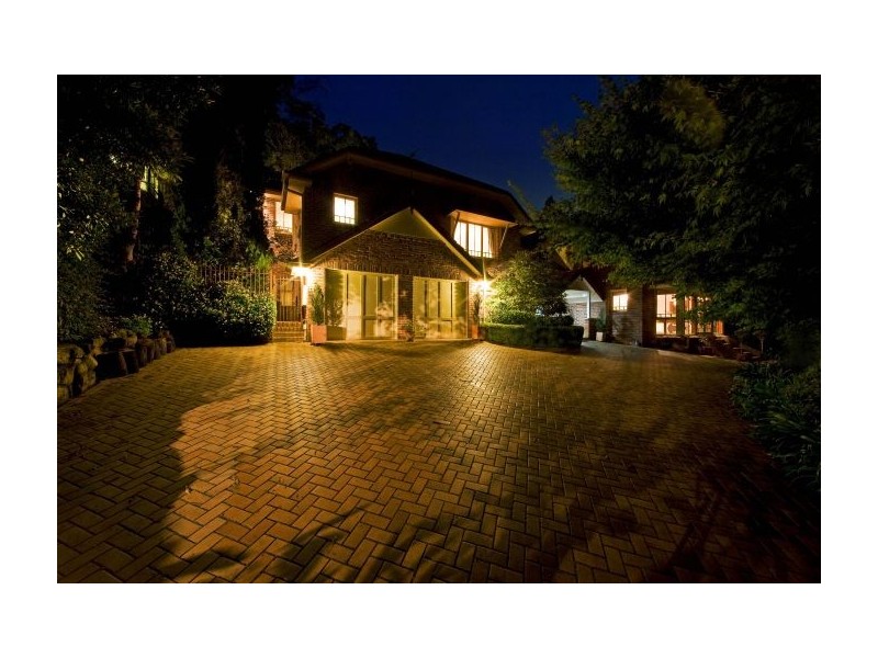 11a Day Road, Cheltenham NSW 2119