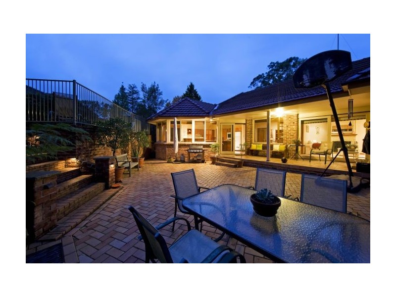 11a Day Road, Cheltenham NSW 2119