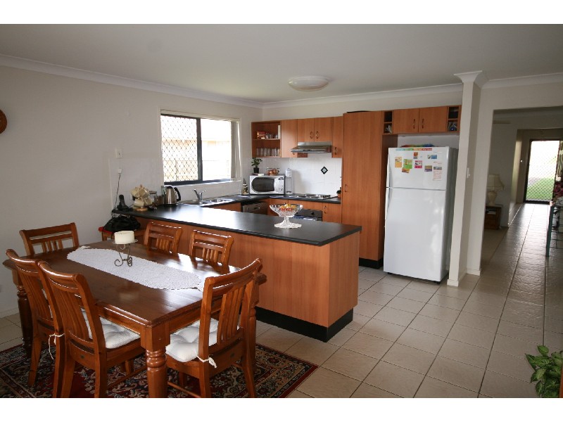 38 Bedivere Drive, Ormeau QLD 4208