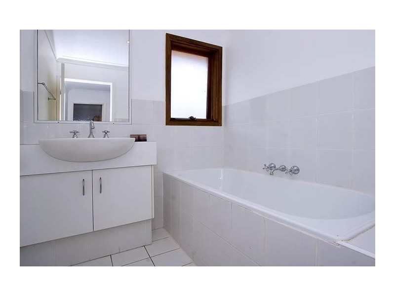 Headsail Court, Currumbin Waters QLD 4223