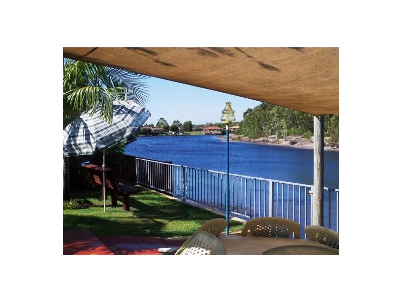 6 Caroline St, Pottsville NSW 2489