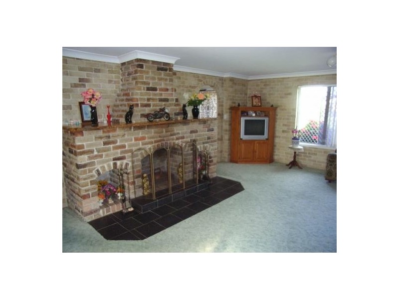 43 Victoria Ave, Pottsville NSW 2489