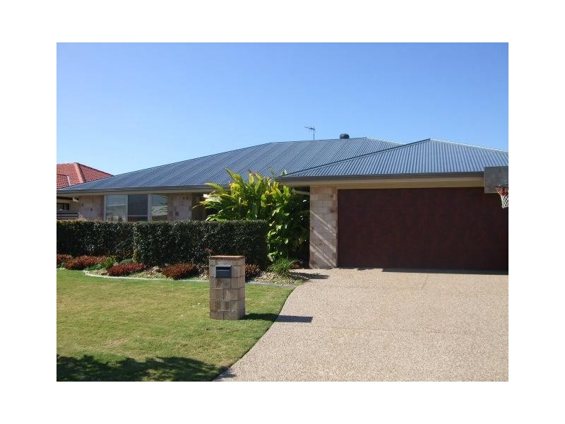 5 Yamba St, Pottsville NSW 2489